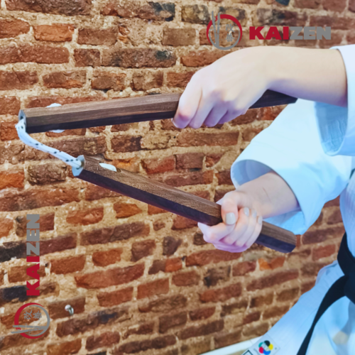 Nunchaku Octogonal de madera union con soga