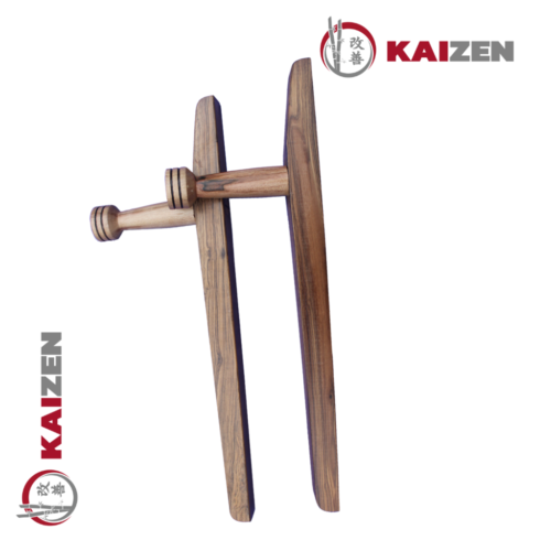 Tonfa estilo Okinawense
