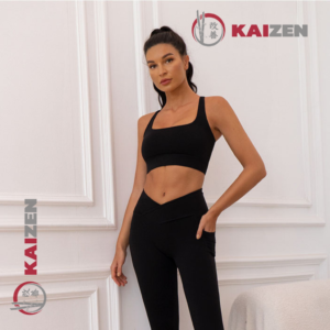 Top deportivo con tiritas